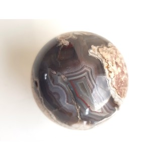 Kula z agatu z Gór Kaczawskich