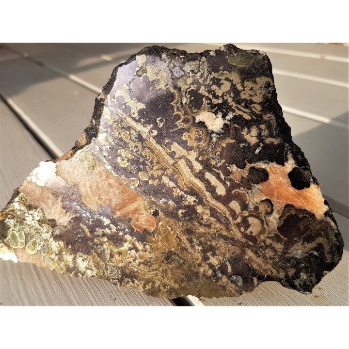 Absolutnie wyjątkowy okaz rudy miedzi o budowie skorupowej