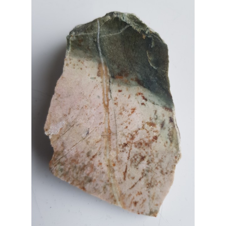 Skała zoisytowa na kontakcie z nefrytem z Jordanowa Śląskiego