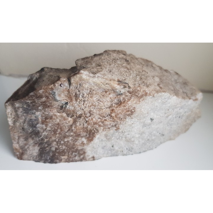 Spessartyn w aplicie z Czernicy k. Tąpadeł