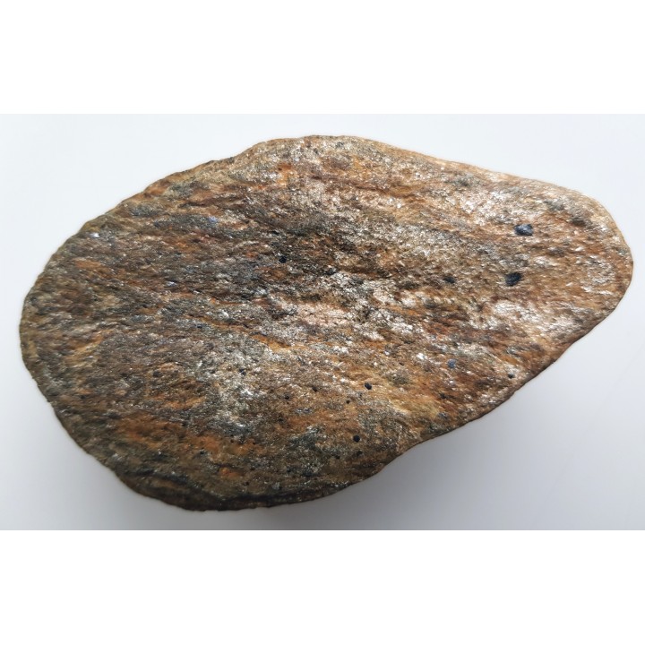 Minerał szeregu ilmenit-pirofanit z Czerniawy Zdr.