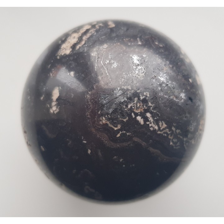 Piękna kula z rudy wstęgowej z Kosowa