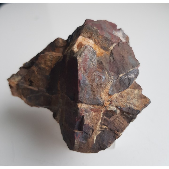 Masywny, blokowy martyt z pegmatytów karkonoskich