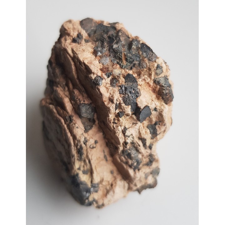 Ilmenit w pegmatycie ze Szklarskiej Poręby (Skalna Brama)