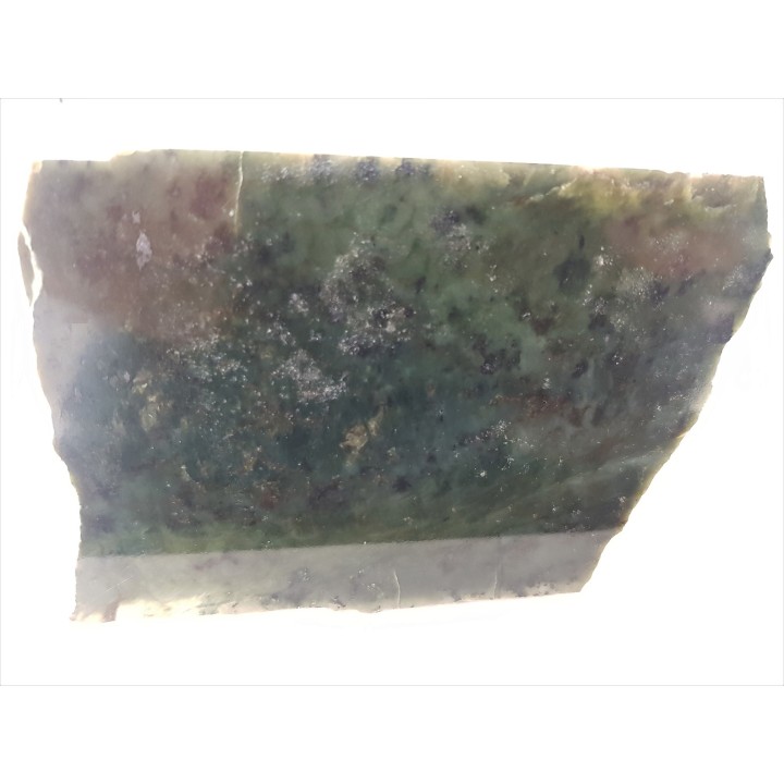 Masywny, polerowany nefryt z Jordanowa Śląskiego