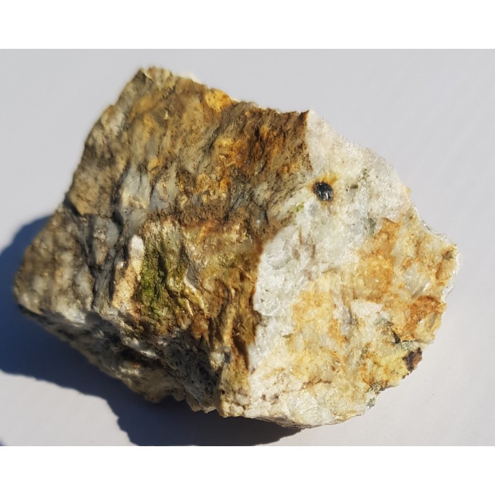 Allanit w pegmatycie z Koźmic, Wzg. Strach