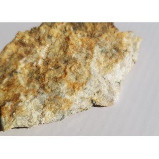 Allanit w pegmatycie z Koźmic, Wzg. Strach