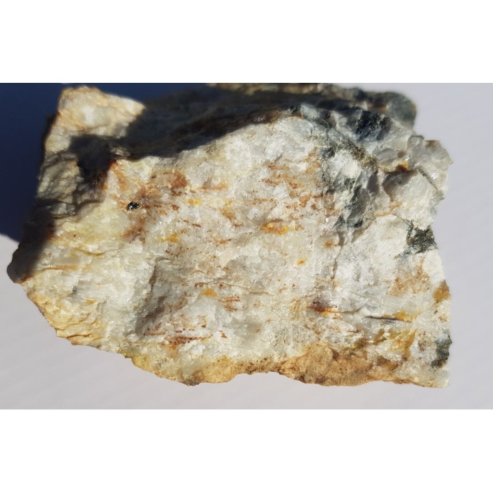 Allanit w pegmatycie z Koźmic, Wzg. Strach