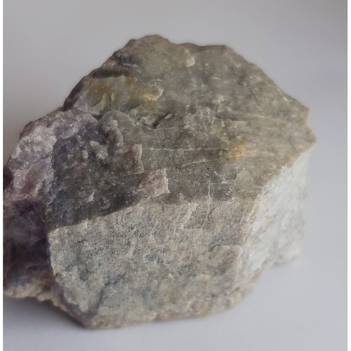 Kryształ spodumenu - rzadkiego piroksenu litowego z Piławy Grn.