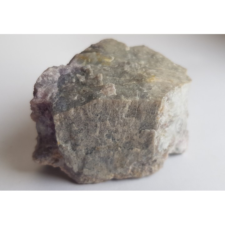 Kryształ spodumenu - rzadkiego piroksenu litowego z Piławy Grn.