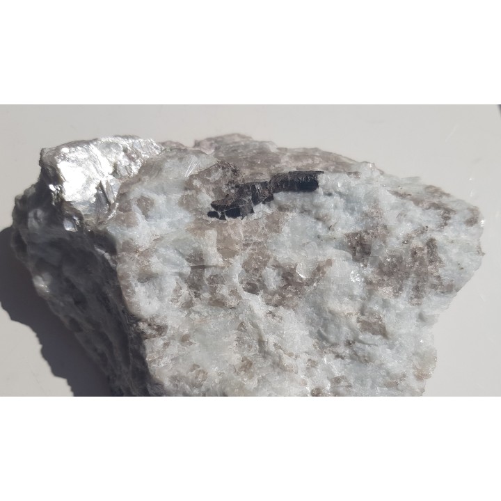 Krystaliczny kasyteryt w pegmatycie z Piławy Grn.