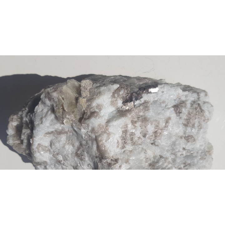 Krystaliczny kasyteryt w pegmatycie z Piławy Grn.