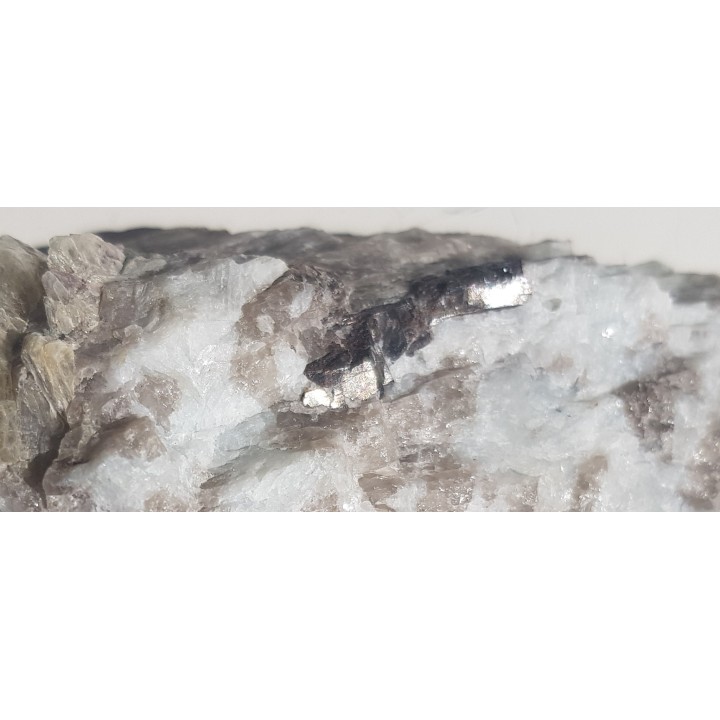 Krystaliczny kasyteryt w pegmatycie z Piławy Grn.