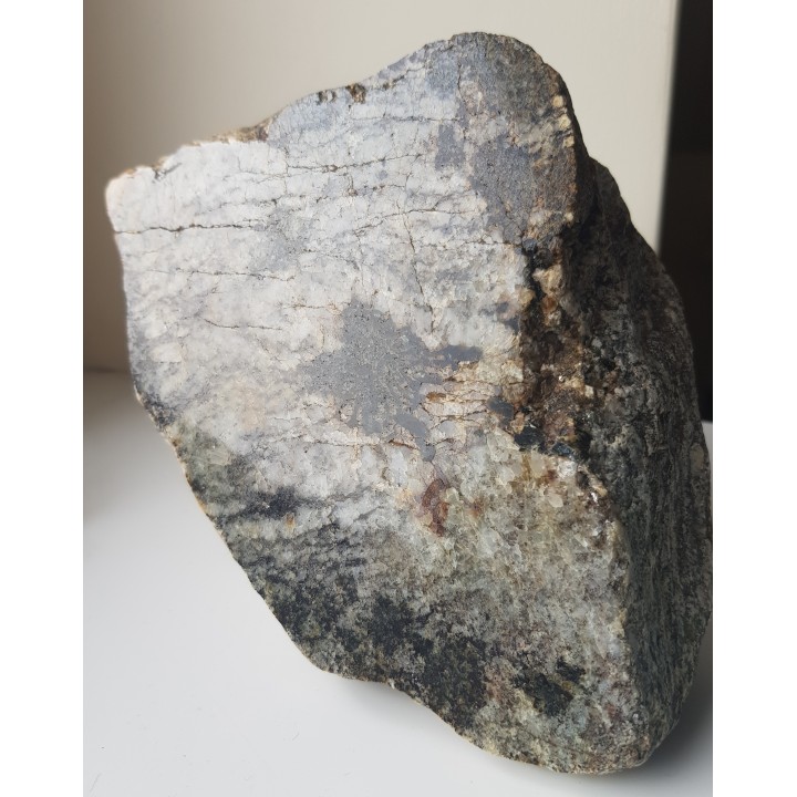 Przerosty pismowe kwarcu i kordierytu z Gór Sowich