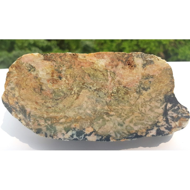 Strefa saussurytyzacji w amfibolitach z Głuchołaz