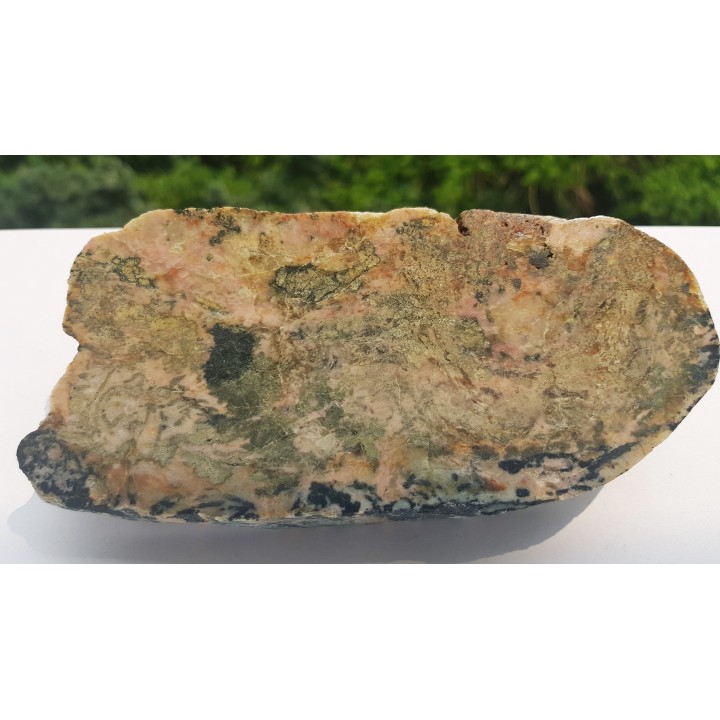 Strefa saussurytyzacji w amfibolitach z Głuchołaz