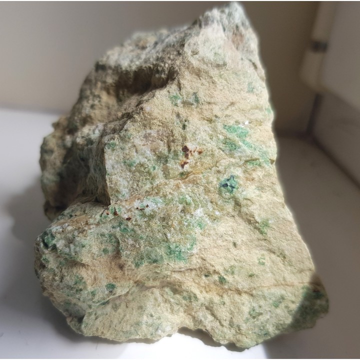 Grossular chromowy i spinel chromowy z Nasławic