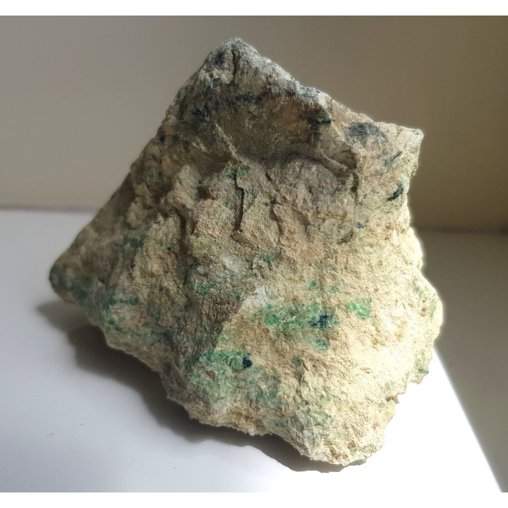 Grossular chromowy i spinel chromowy z Nasławic