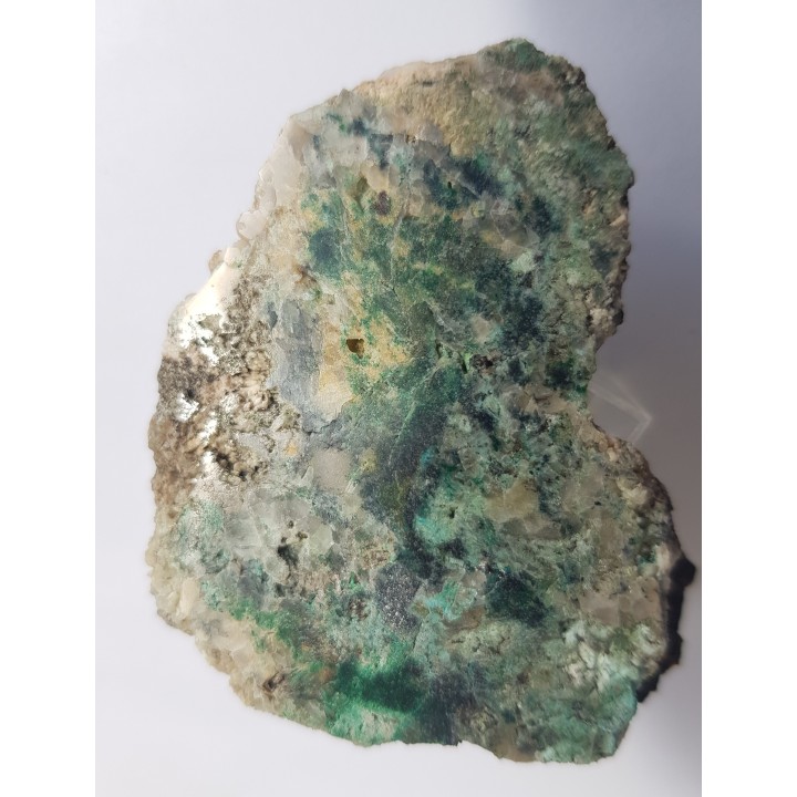 Malachit oraz pierwotne kruszce Cu w żyle węglanowej z Okrzeszyna k. K. Góry