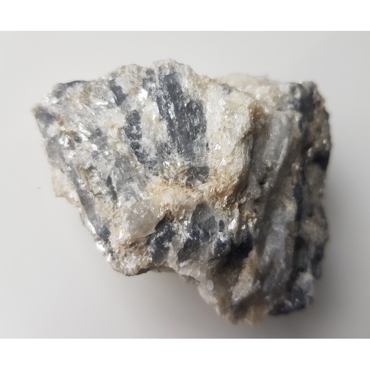 Pryzmatyn, rzadki boranokrzemian ze Szwecji