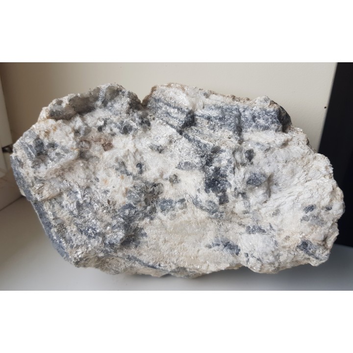 Pryzmatyn, rzadki boranokrzemian ze Szwecji