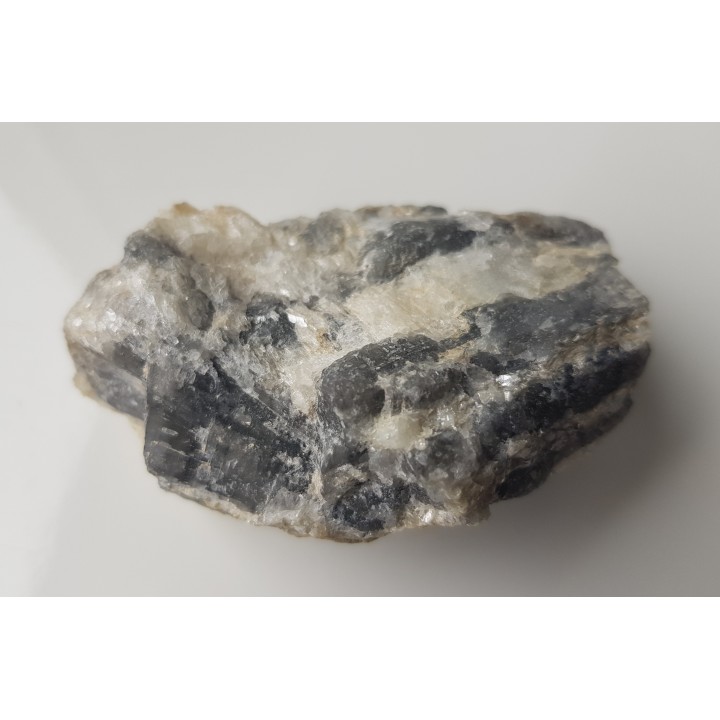 Pryzmatyn, rzadki boranokrzemian ze Szwecji