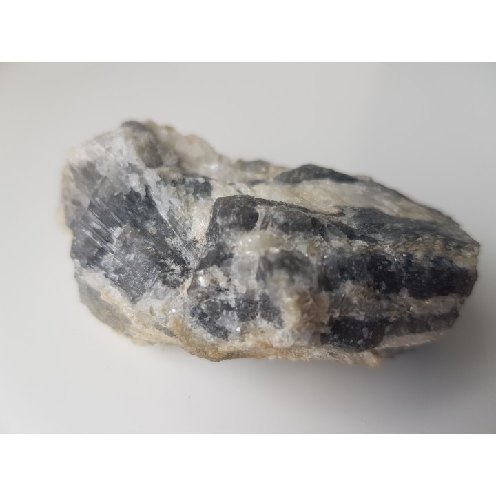 Pryzmatyn, rzadki boranokrzemian ze Szwecji