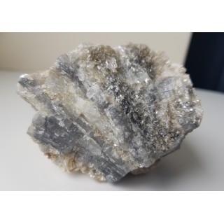 Pryzmatyn, rzadki boranokrzemian ze Szwecji