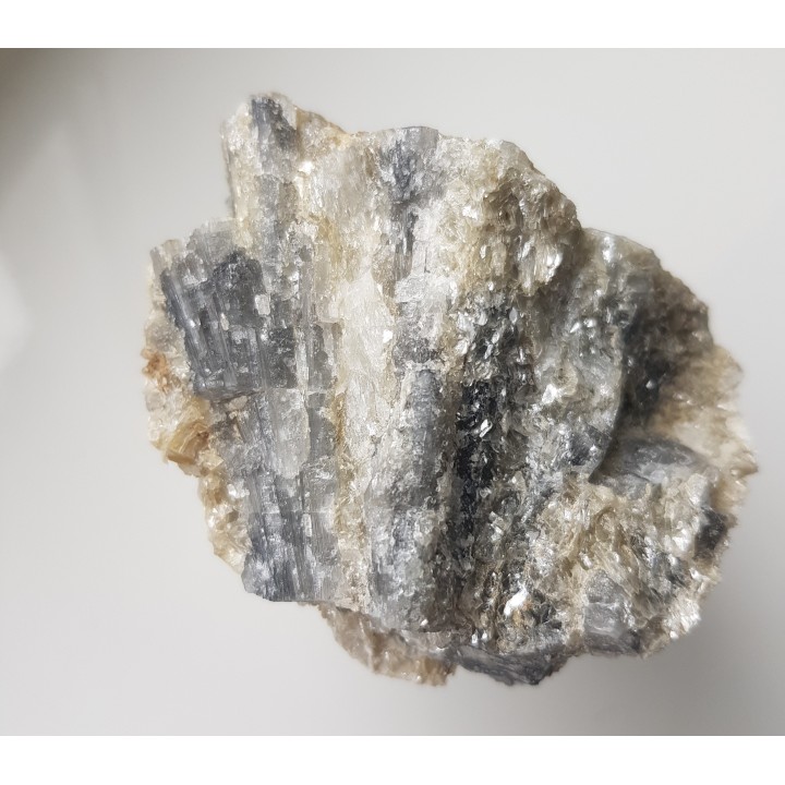 Pryzmatyn, rzadki boranokrzemian ze Szwecji