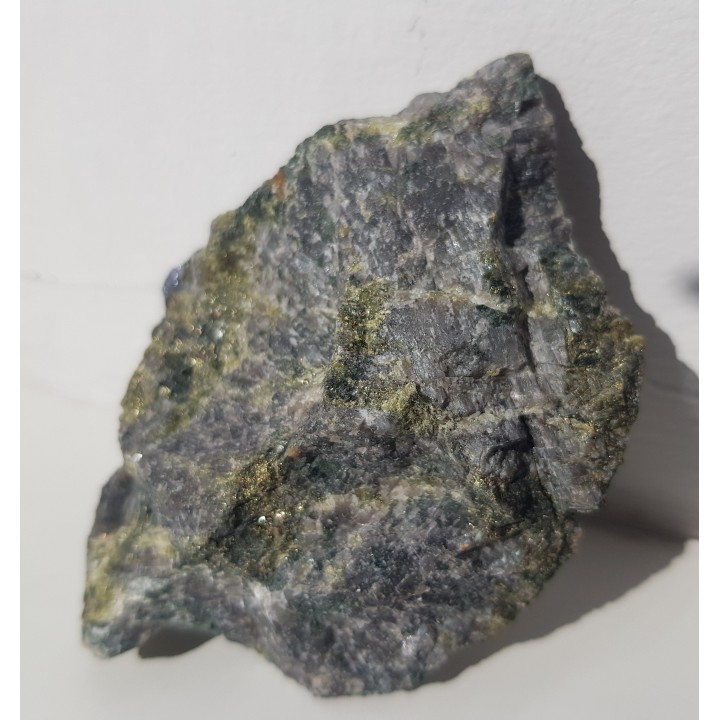 Skapolit, chalkopiryt i molibdenit w skarnie ze Svappavaary, Norrbotten (Szwecja)