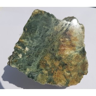 Iryzujący diopsyd ze Złotego Stoku