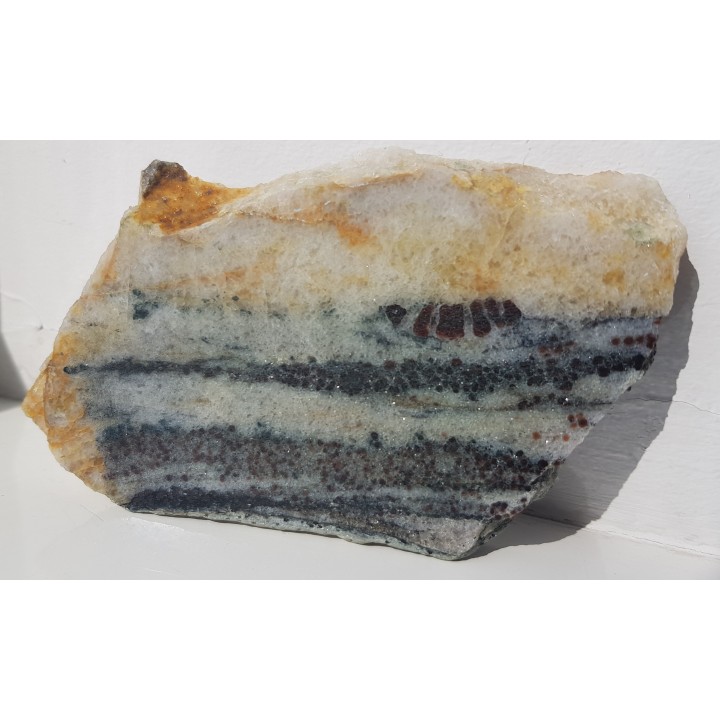 Gahnit (spinel cynkowy) z Gierczyna