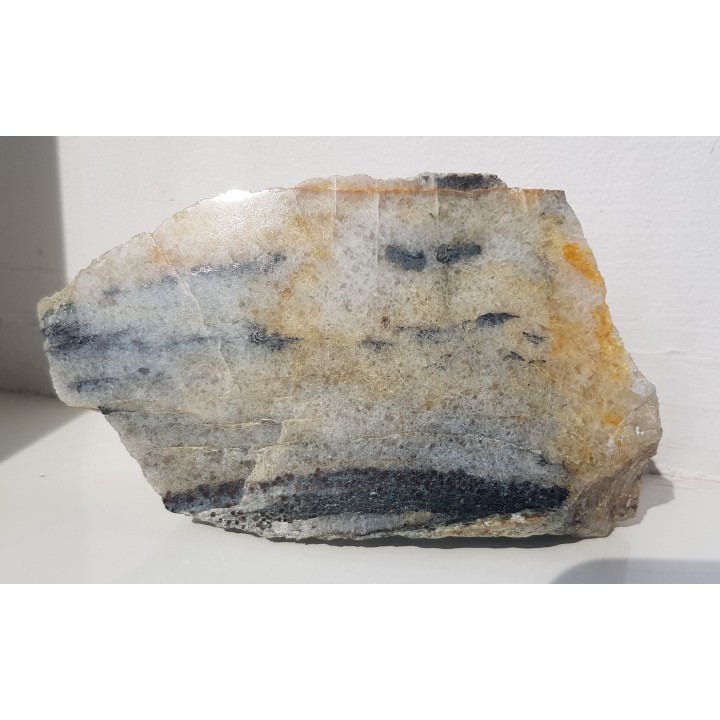 Gahnit (spinel cynkowy) z Gierczyna