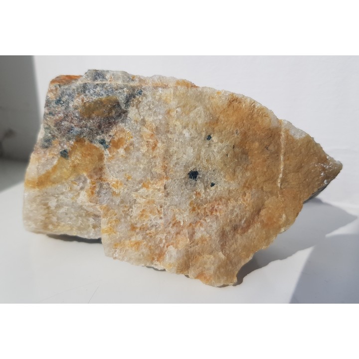 Gahnit (spinel cynkowy) z Gierczyna