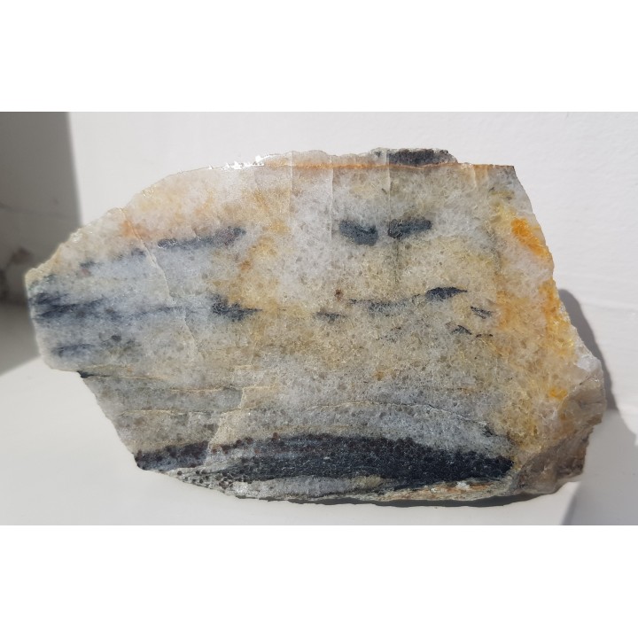 Gahnit (spinel cynkowy) z Gierczyna