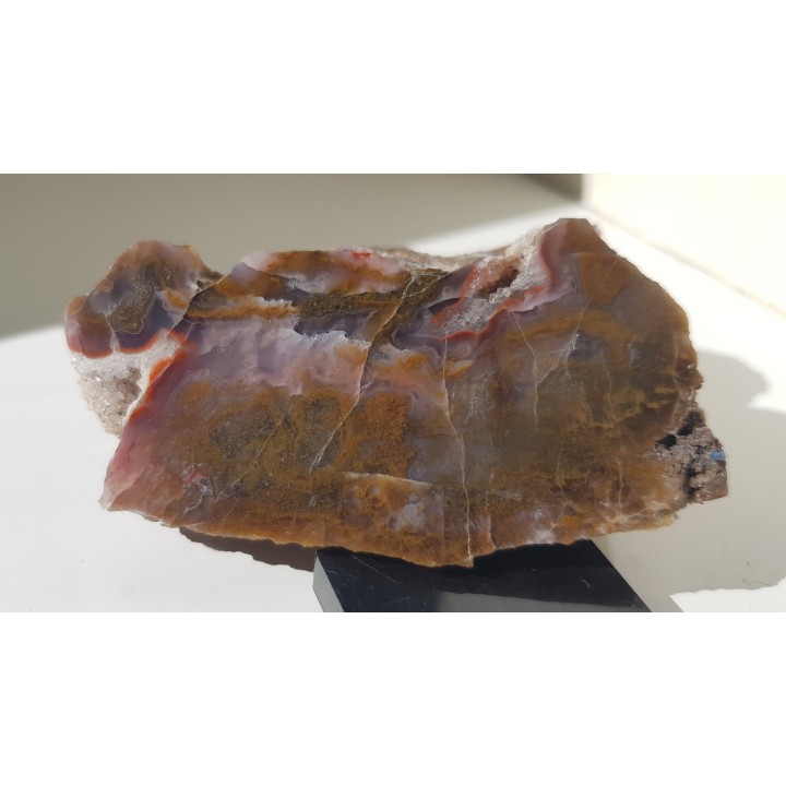 Strefy agatowe w jaspisie z Suszyny k. Kłodzka