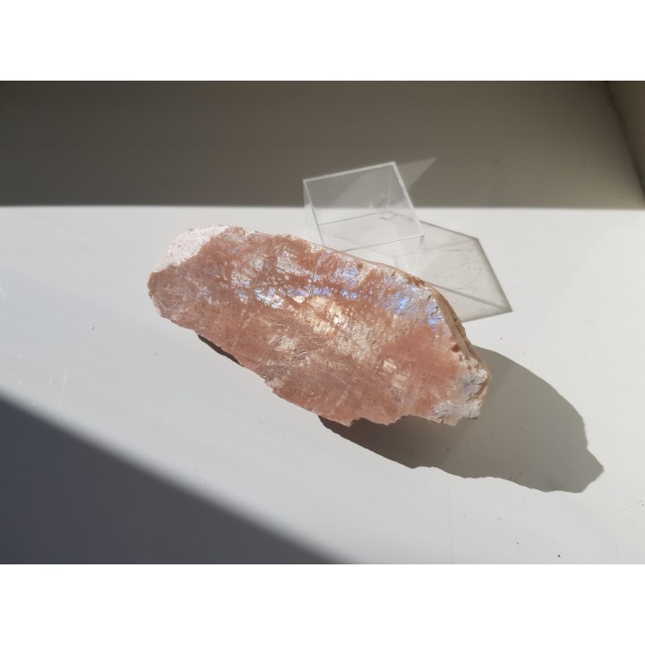 Kamień księżycowy z Łomnicy k. Jeleniej Góry