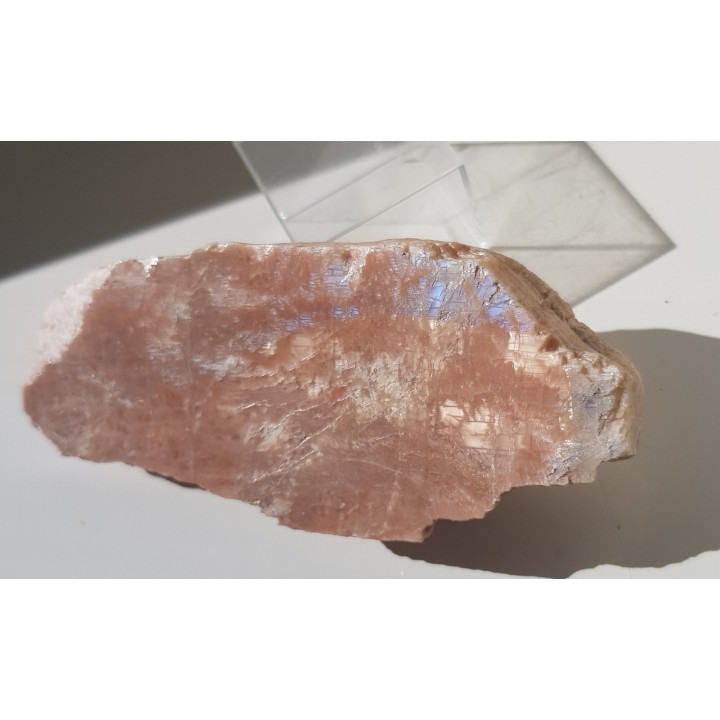 Kamień księżycowy z Łomnicy k. Jeleniej Góry