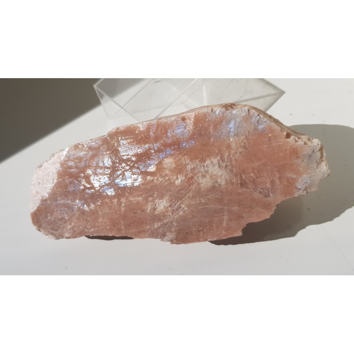 Kamień księżycowy z Łomnicy k. Jeleniej Góry