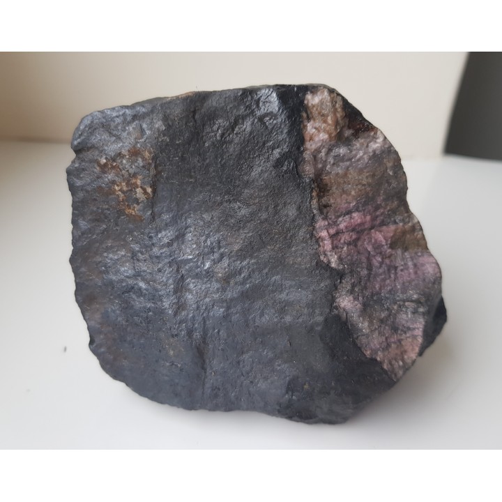 Rodonit ze złoża Dadu w Carlibaba, Bukowina, Rumunia