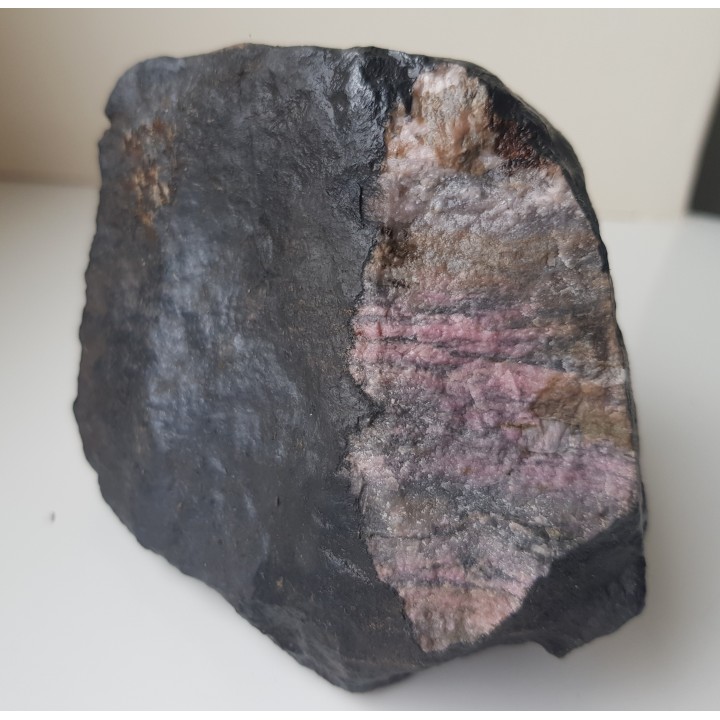 Rodonit ze złoża Dadu w Carlibaba, Bukowina, Rumunia