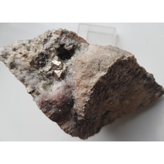 Krystaliczny arsenopiryt z Czarnowa k. Kamiennej Góry